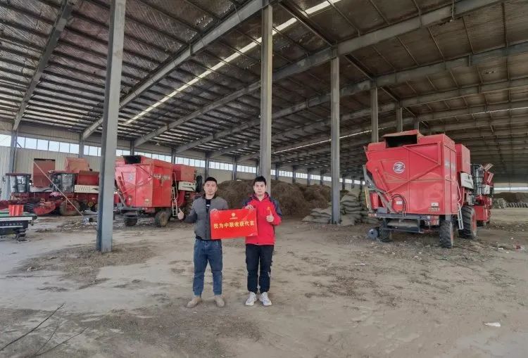 解碼李向東的財(cái)富人生：6臺(tái)中聯(lián)收獲花生機(jī)，年收入